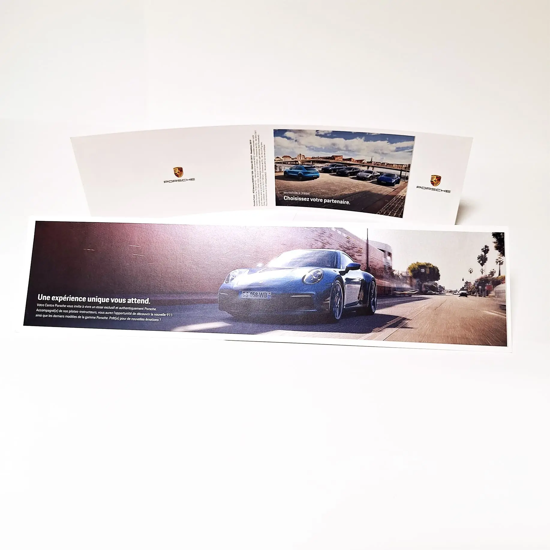 Dépliants d’une marque automobile